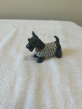 HEREND Scottie McDuff Black Fishnet Dog EXCELLENT!